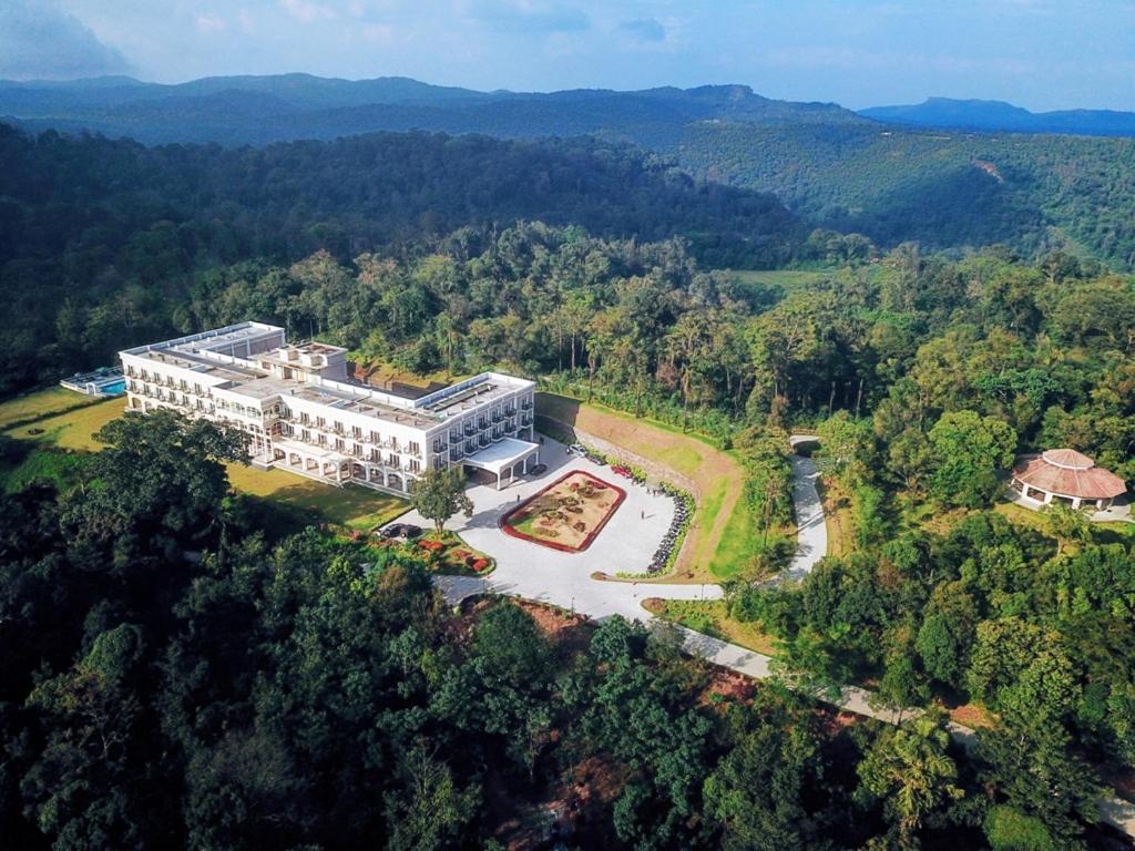 Montrose Golf Resort And Spa - Coorg Jambur Exterior photo